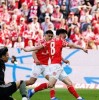 拜仁被打崩！半场3球落后，4年第一次，乌尔比希一脸尴尬